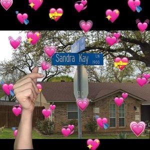 Meet your Posher, Sandra